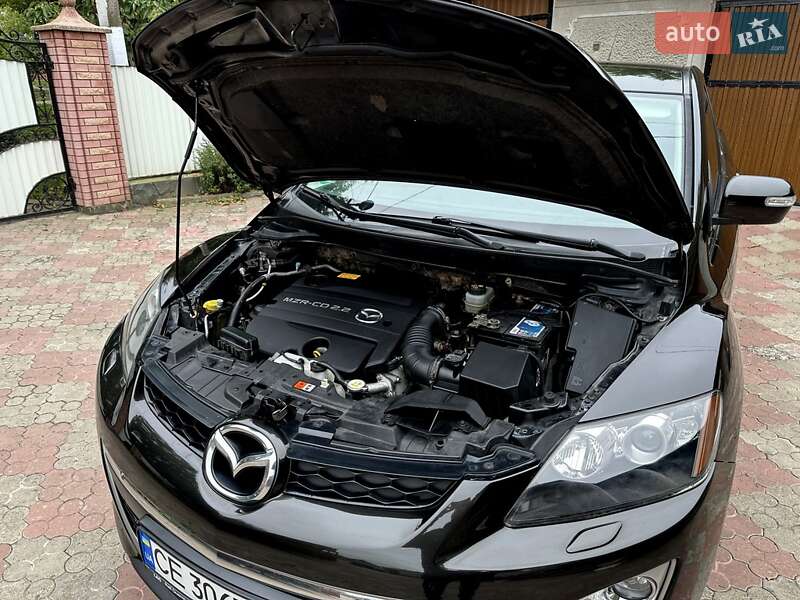 Позашляховик / Кросовер Mazda CX-7 2010 в Чернівцях