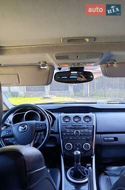 Позашляховик / Кросовер Mazda CX-7 2010 в 