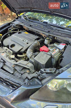 Позашляховик / Кросовер Mazda CX-7 2011 в 