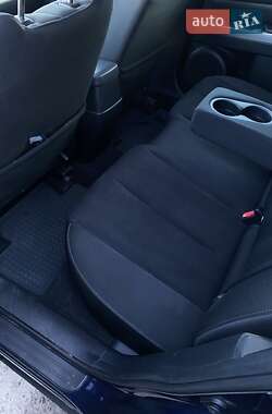 Позашляховик / Кросовер Mazda CX-7 2011 в 