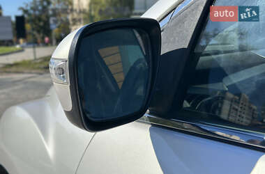 Позашляховик / Кросовер Mazda CX-7 2010 в 