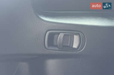 Позашляховик / Кросовер Mazda CX-7 2009 в 