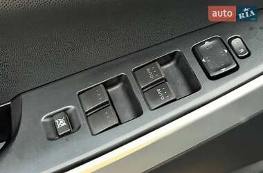 Позашляховик / Кросовер Mazda CX-7 2008 в 