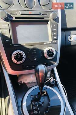 Внедорожник / Кроссовер Mazda CX-7 2009 в 