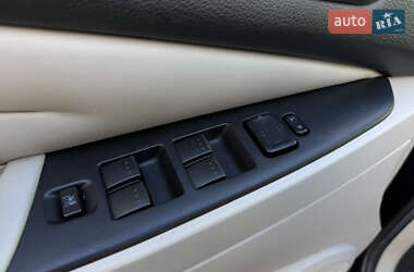 Внедорожник / Кроссовер Mazda CX-7 2011 в 