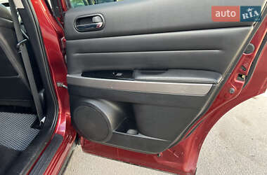 Позашляховик / Кросовер Mazda CX-7 2011 в 