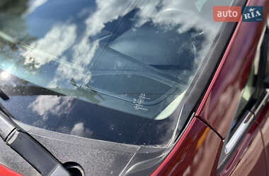 Позашляховик / Кросовер Mazda CX-7 2011 в 