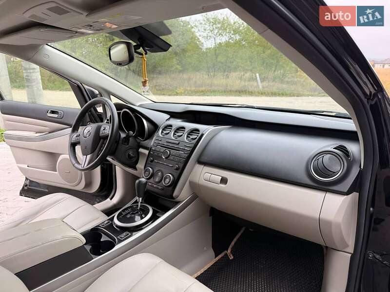 Внедорожник / Кроссовер Mazda CX-7 2011 в Киеве