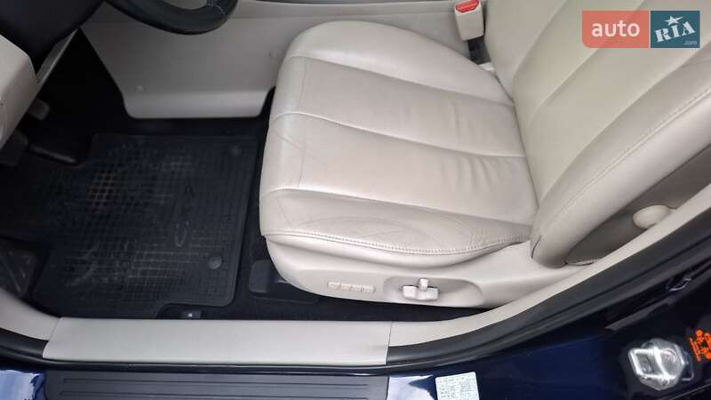 Внедорожник / Кроссовер Mazda CX-7 2011 в Днепре