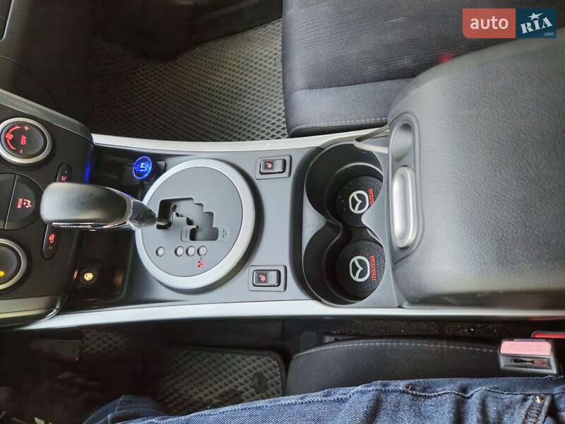 Позашляховик / Кросовер Mazda CX-7 2012 в Полонному