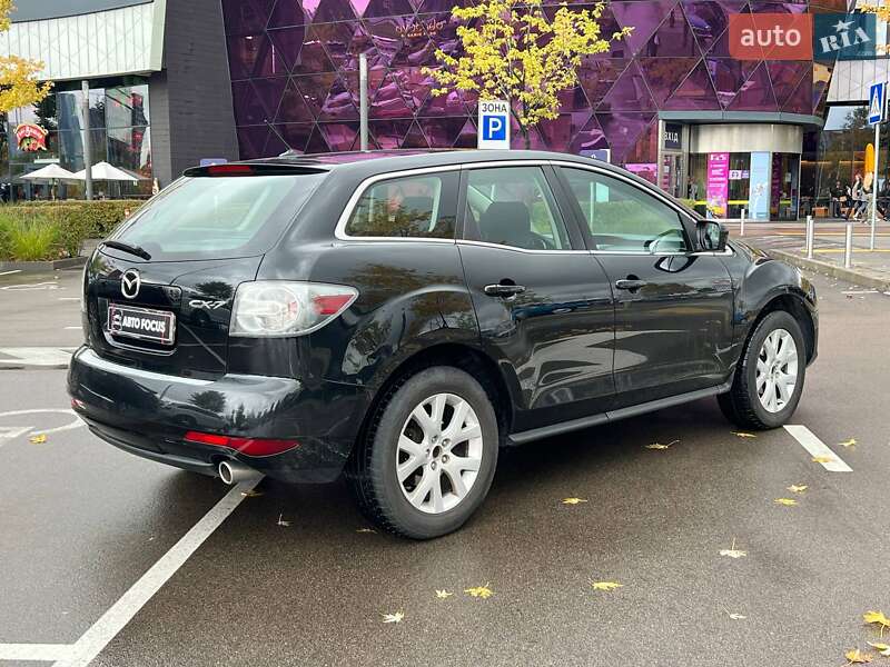 Позашляховик / Кросовер Mazda CX-7 2010 в Києві
