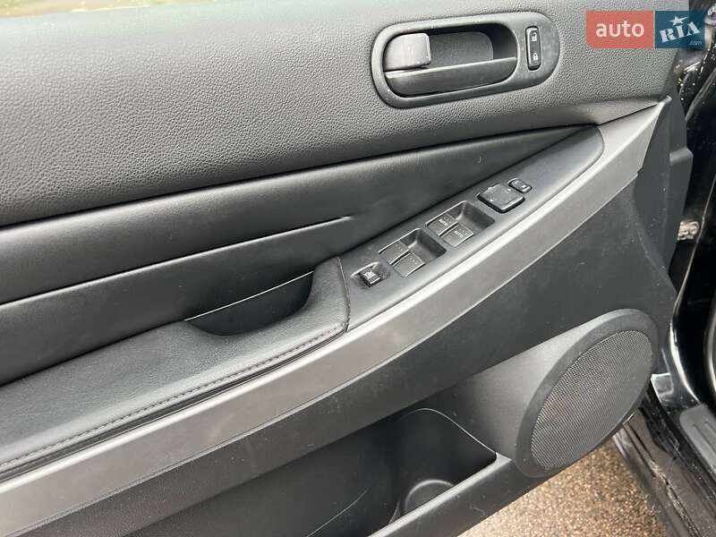 Позашляховик / Кросовер Mazda CX-7 2010 в Києві