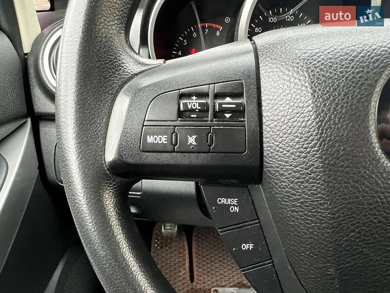 Позашляховик / Кросовер Mazda CX-7 2010 в Києві