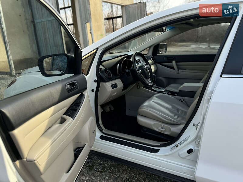 Внедорожник / Кроссовер Mazda CX-7 2010 в Хотине