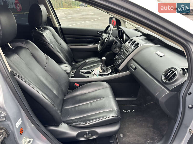 Внедорожник / Кроссовер Mazda CX-7 2010 в Ужгороде