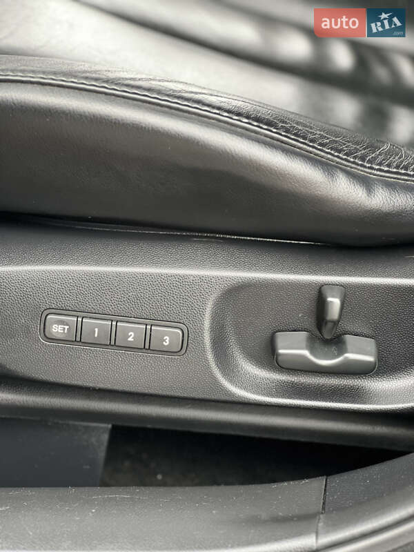 Внедорожник / Кроссовер Mazda CX-7 2011 в Стрые