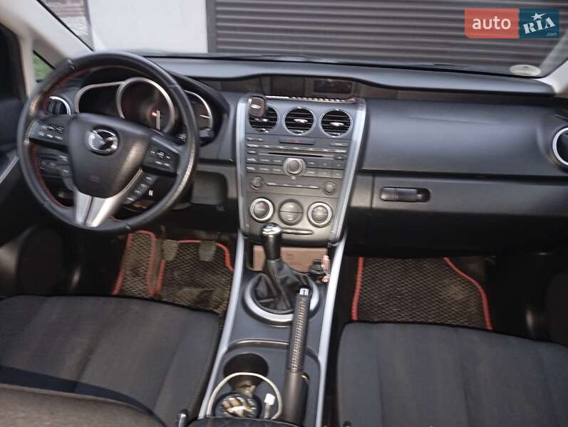 Внедорожник / Кроссовер Mazda CX-7 2011 в Киеве