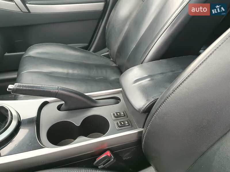 Внедорожник / Кроссовер Mazda CX-7 2011 в Хусте