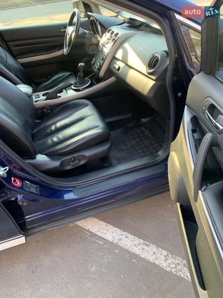 Внедорожник / Кроссовер Mazda CX-7 2010 в Нововолынске