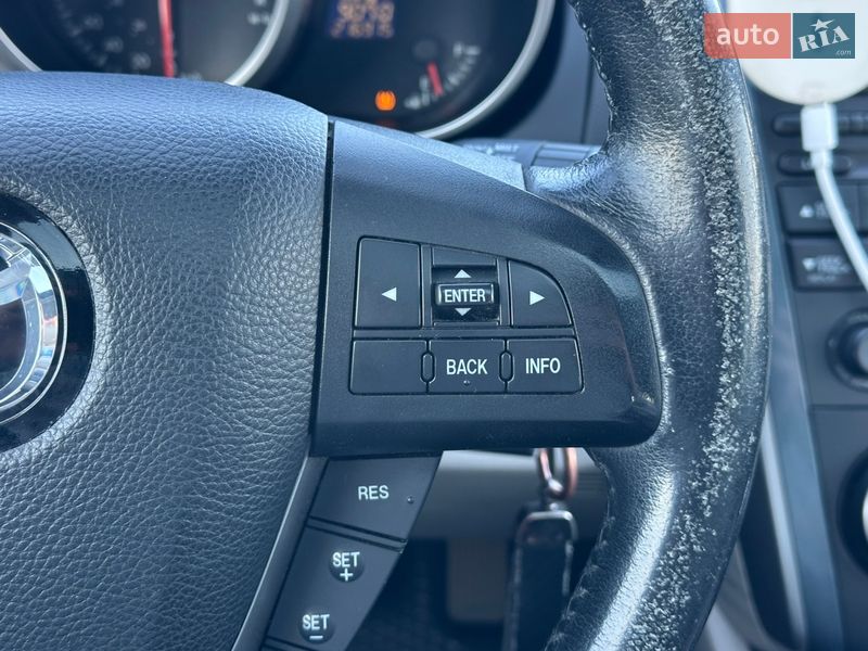 Позашляховик / Кросовер Mazda CX-7 2010 в Києві