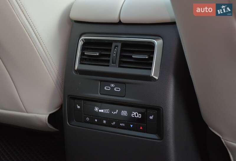 Позашляховик / Кросовер Mazda CX-90 2023 в Києві