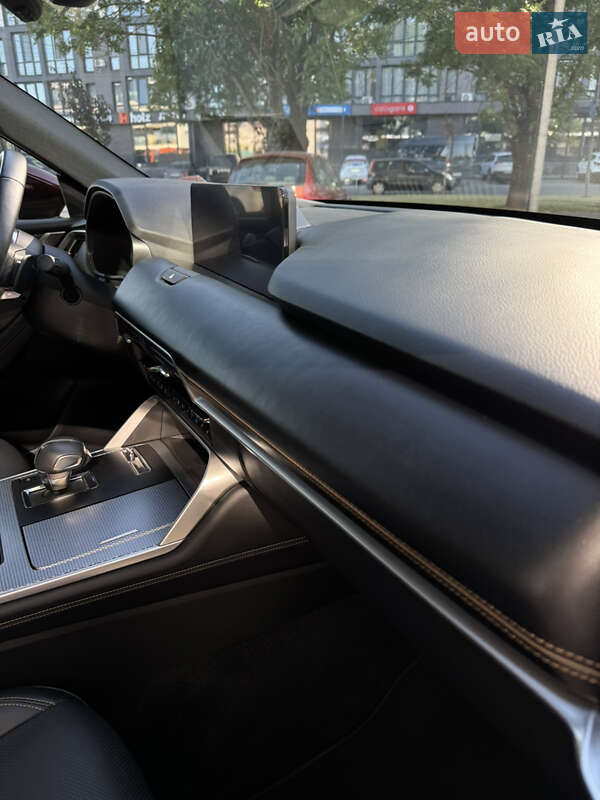 Позашляховик / Кросовер Mazda CX-90 2023 в Ужгороді