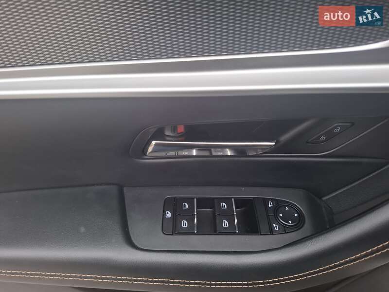 Внедорожник / Кроссовер Mazda CX-90 2024 в Днепре