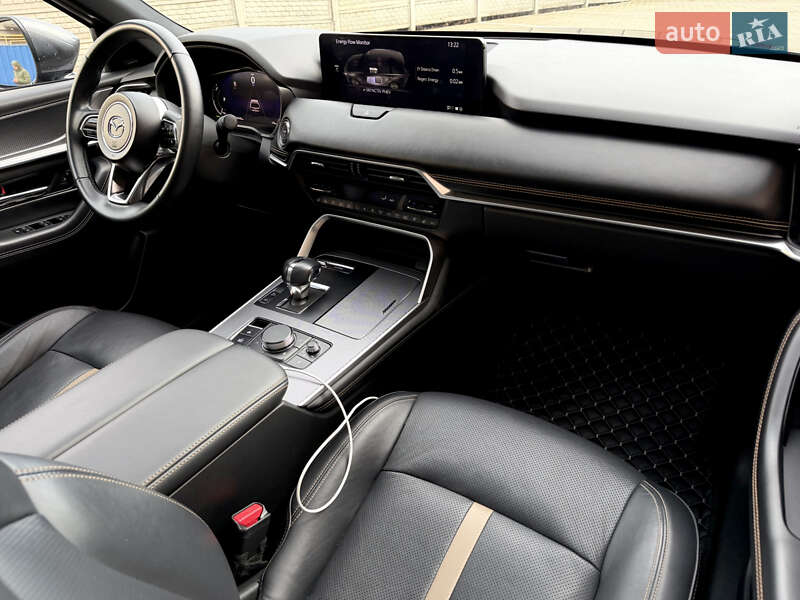 Внедорожник / Кроссовер Mazda CX-90 2023 в Ужгороде фото 18 Внедорожник / Кроссовер Mazda CX-90 2023 в Ужгороде