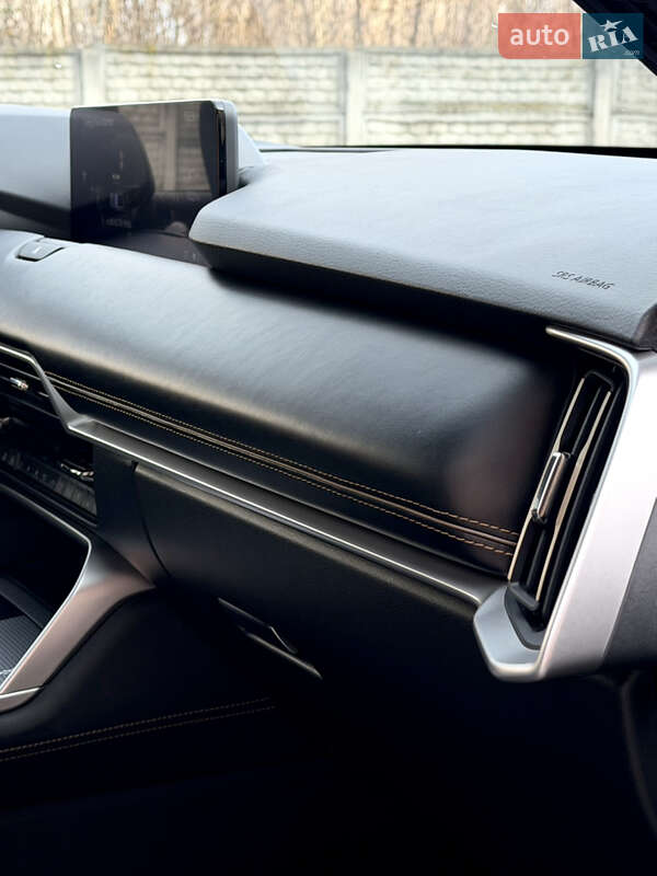 Внедорожник / Кроссовер Mazda CX-90 2023 в Ужгороде фото 22 Внедорожник / Кроссовер Mazda CX-90 2023 в Ужгороде