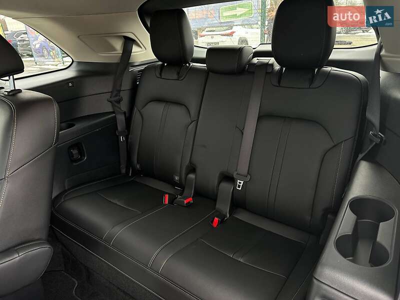 Внедорожник / Кроссовер Mazda CX-90 2023 в Одессе фото 15 Внедорожник / Кроссовер Mazda CX-90 2023 в Одессе