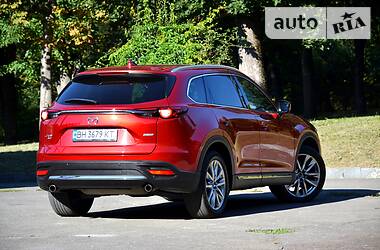 Позашляховик / Кросовер Mazda CX-9 2016 в 