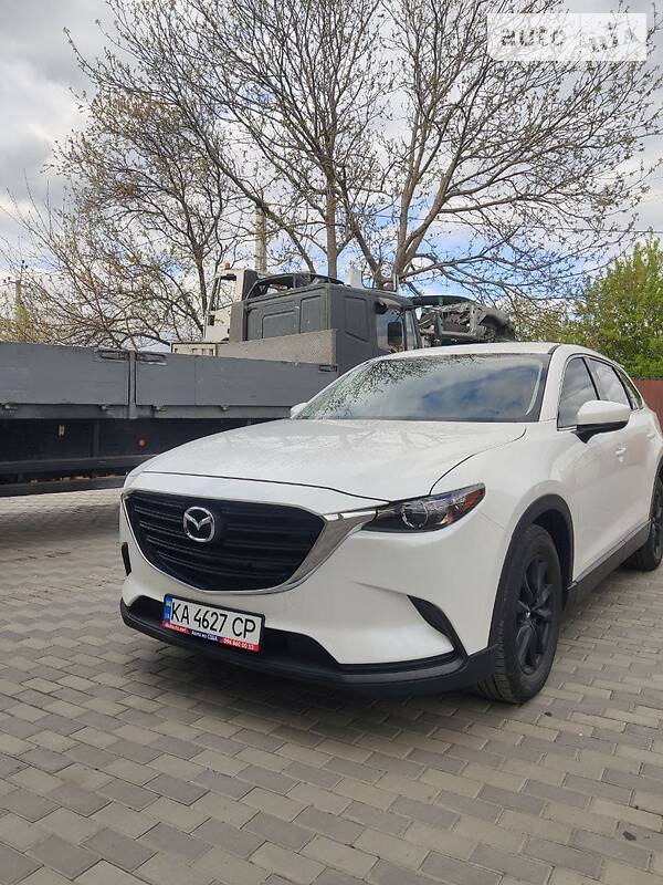 Внедорожник / Кроссовер Mazda CX-9 2016 в Киеве