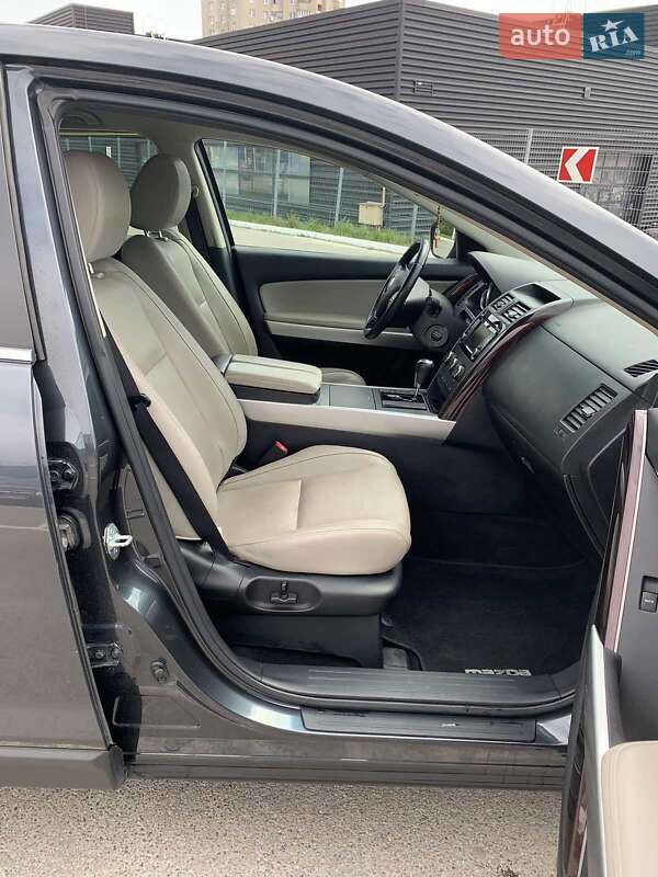 Позашляховик / Кросовер Mazda CX-9 2014 в Львові