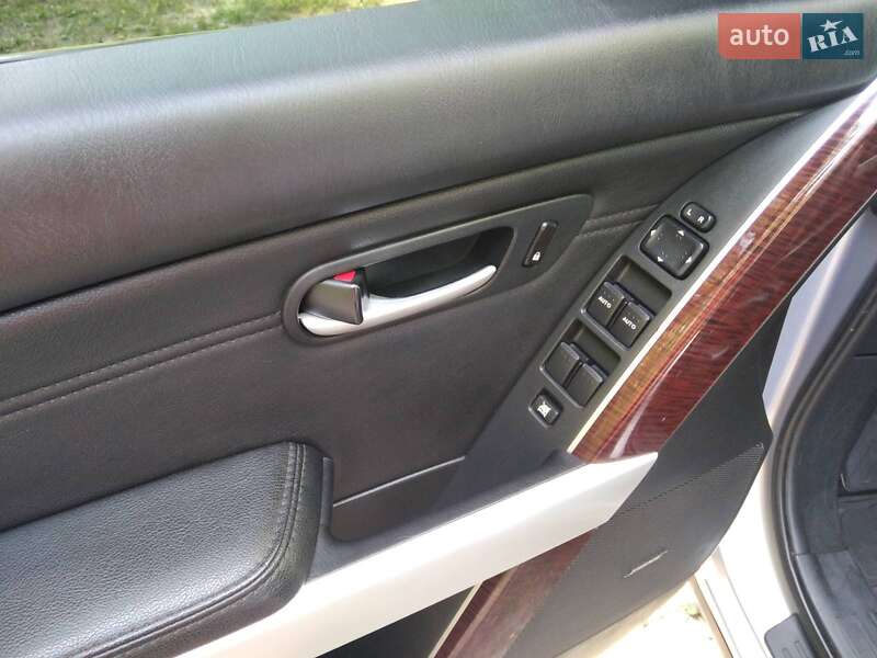 Внедорожник / Кроссовер Mazda CX-9 2008 в Киеве
