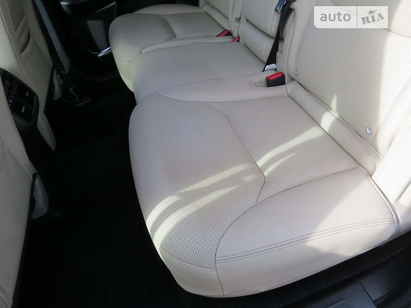 Внедорожник / Кроссовер Mazda CX-9 2017 в Кропивницком