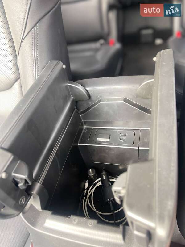 Позашляховик / Кросовер Mazda CX-9 2022 в Києві