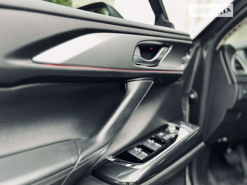 Позашляховик / Кросовер Mazda CX-9 2016 в Івано-Франківську