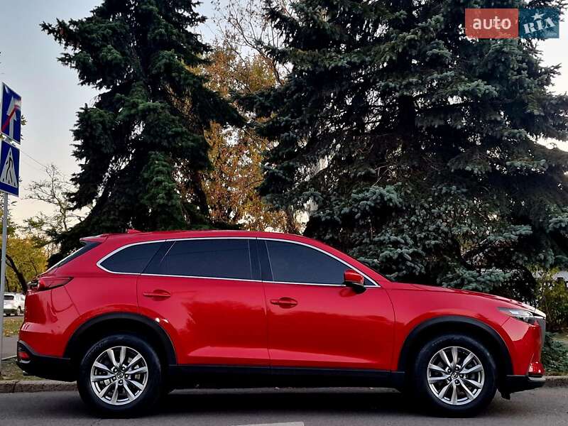 Внедорожник / Кроссовер Mazda CX-9 2016 в Николаеве