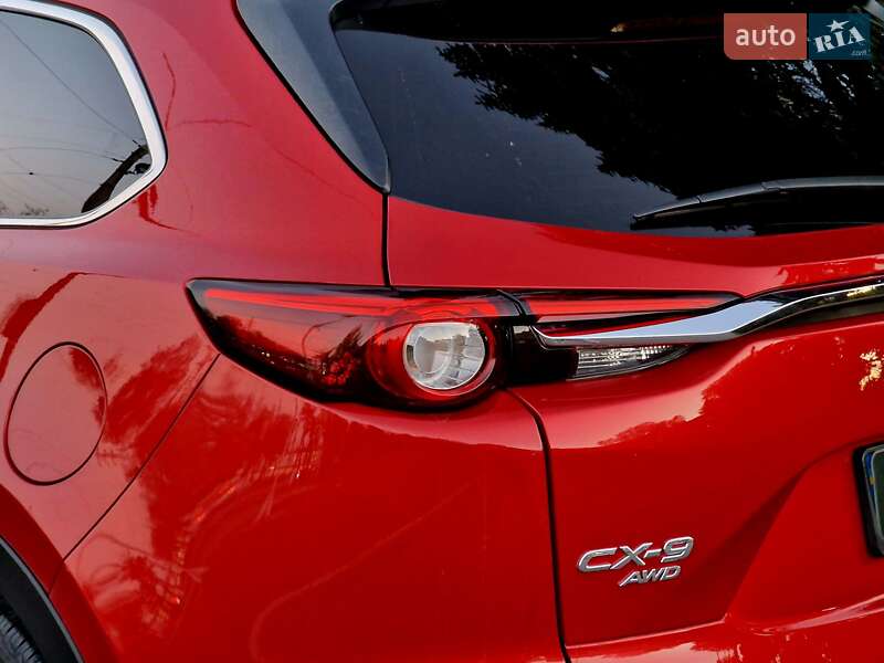 Внедорожник / Кроссовер Mazda CX-9 2016 в Николаеве