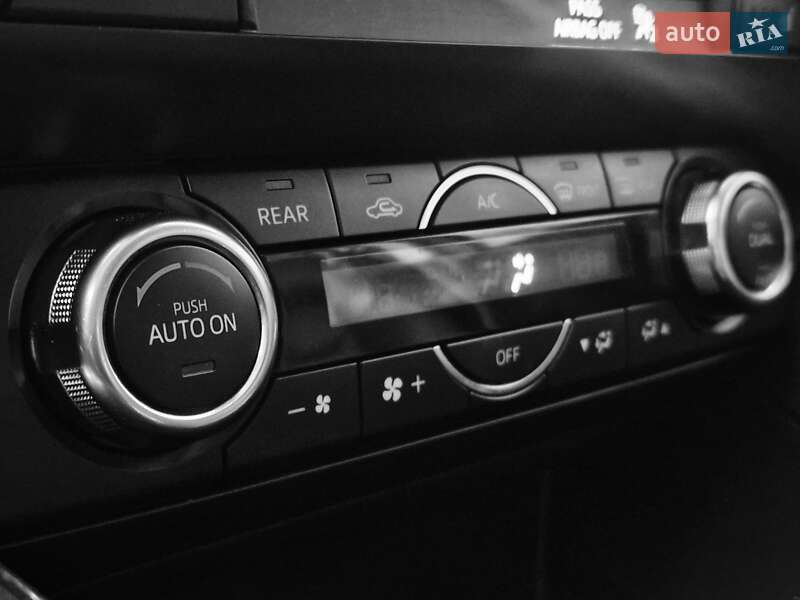 Внедорожник / Кроссовер Mazda CX-9 2016 в Николаеве