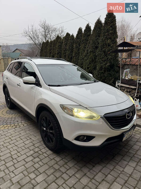 Внедорожник / Кроссовер Mazda CX-9 2015 в Могилев-Подольске