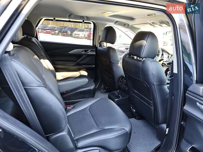 Позашляховик / Кросовер Mazda CX-9 2019 в Дніпрі