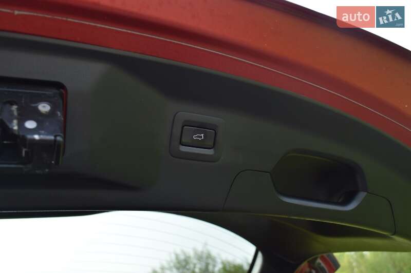 Позашляховик / Кросовер Mazda CX-9 2018 в Бродах