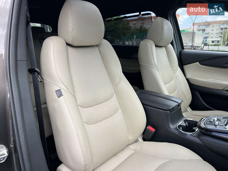 Внедорожник / Кроссовер Mazda CX-9 2016 в Ужгороде
