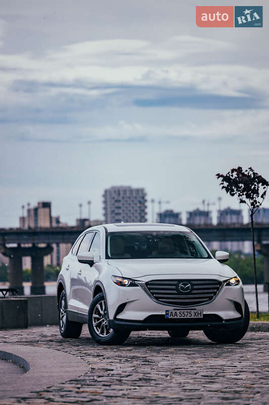 Внедорожник / Кроссовер Mazda CX-9 2018 в Киеве