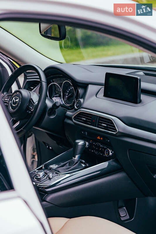 Внедорожник / Кроссовер Mazda CX-9 2018 в Киеве