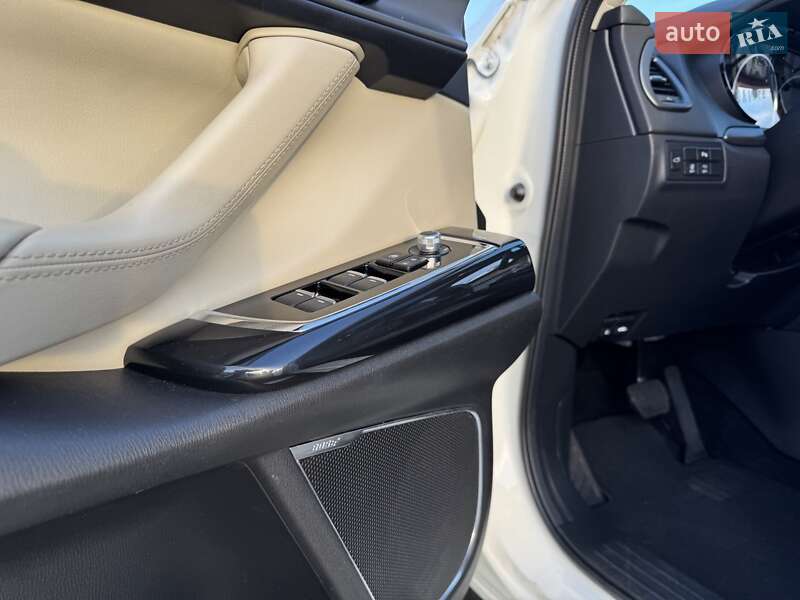Внедорожник / Кроссовер Mazda CX-9 2018 в Киеве