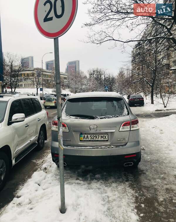 Внедорожник / Кроссовер Mazda CX-9 2007 в Киеве