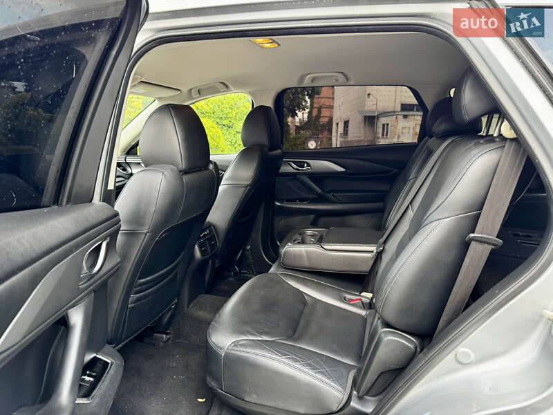 Внедорожник / Кроссовер Mazda CX-9 2018 в Львове