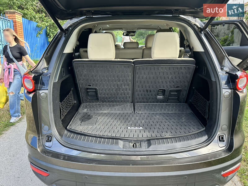 Внедорожник / Кроссовер Mazda CX-9 2017 в Полтаве